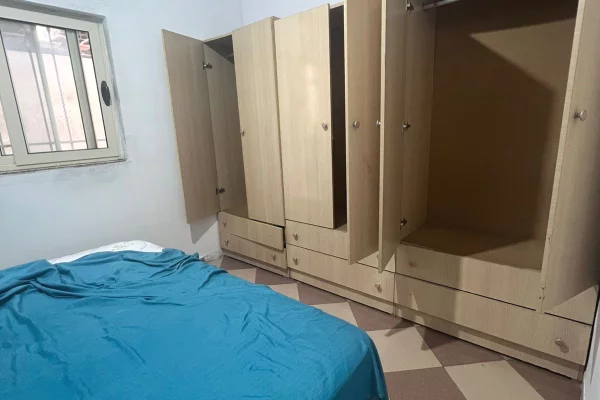 Shtepi me qera Apartament ne Tirane, 1+1, Mobilimi E mobiluar, Pagesa 30,000  Leke.