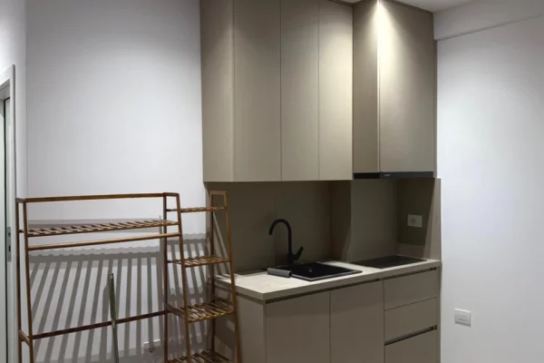 Appartamento in affitto a Tirana Garsoniere, Arredato