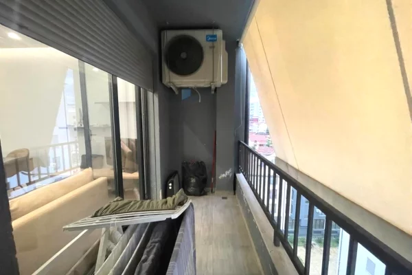 Shtepi ne shitje Apartament ne Tirane, 2+1, Mobilimi E mobiluar, Pagesa 200,000  Euro.