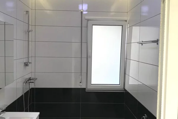 Shtepi ne shitje Vila Luksoze ne Tirane, 6+1, Mobilimi E mobiluar, Pagesa 720,000  Euro.