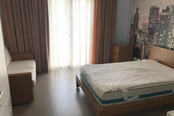 Shtepi ne shitje Vila Luksoze ne Tirane, 6+1, Mobilimi E mobiluar, Pagesa 720,000  Euro.