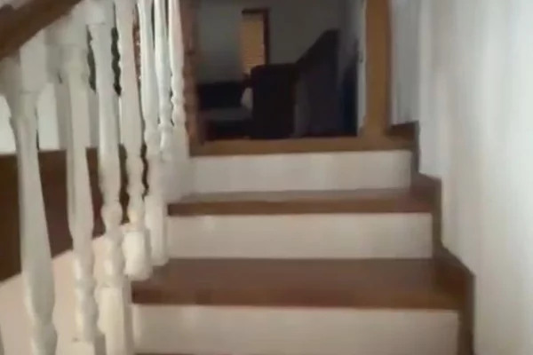 Duplex (casa a 2 piani) in affitto a Tirana 4+1, Arredato