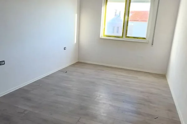 Shtepi ne shitje 1+1 ne Tirane - 76,743 Euro