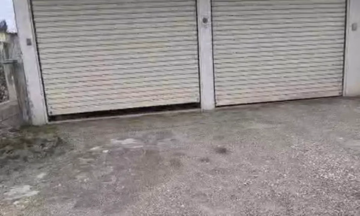 Jepet Magazine me qera ne Bathore Kamez/400 euro