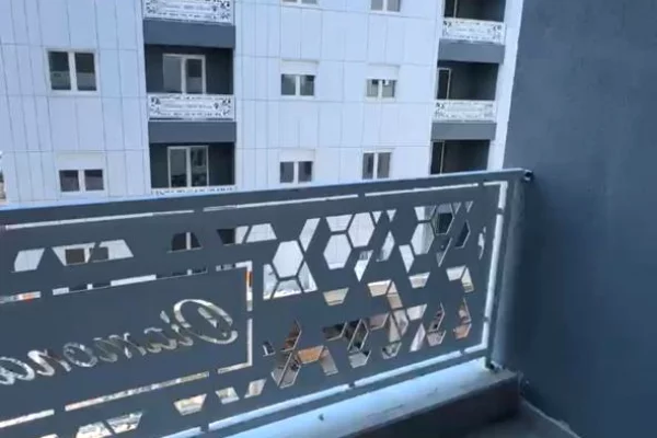 Shtepi ne shitje Apartament ne Tirane, 2+1, Mobilimi Bosh, pa mobiluar, Pagesa 95,166  Euro.