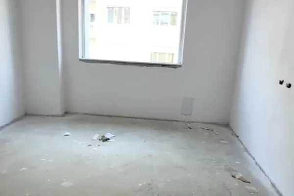 Shtepi ne shitje Apartament ne Tirane, 2+1, Mobilimi Bosh, pa mobiluar, Pagesa 95,166  Euro.