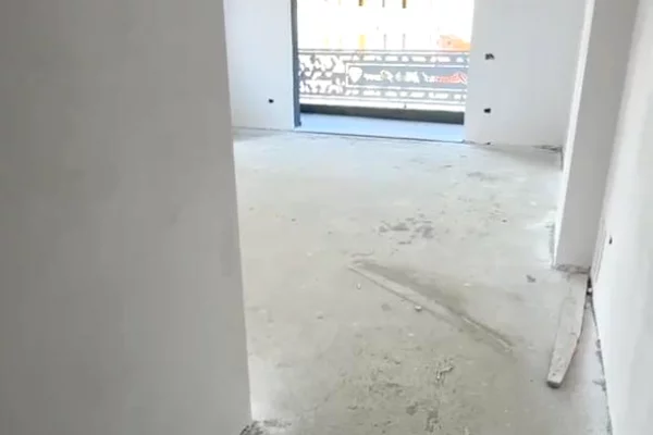 Shtepi ne shitje Apartament ne Tirane, 2+1, Mobilimi Bosh, pa mobiluar, Pagesa 95,166  Euro.