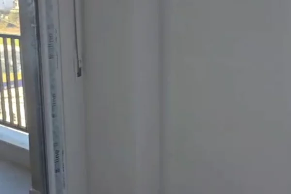 Appartamento in affitto a Tirana 2+1, Vuoto