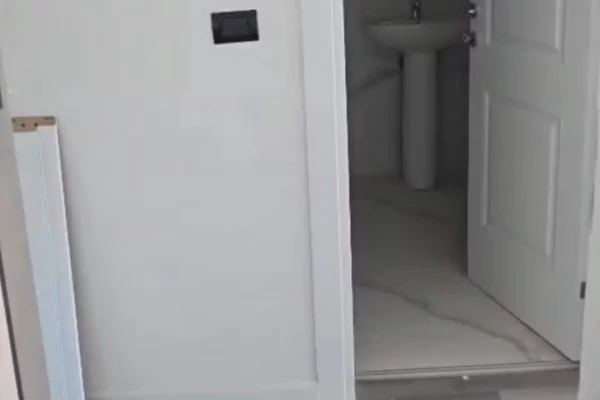 Appartamento in affitto a Tirana 2+1, Vuoto