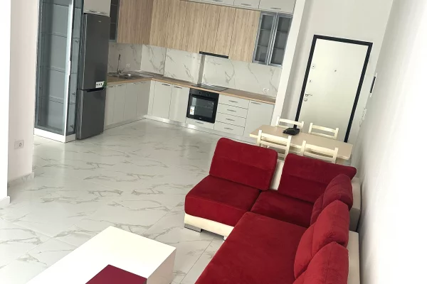 Casa in affitto 2+1 a Tirana - 45,000 Leke