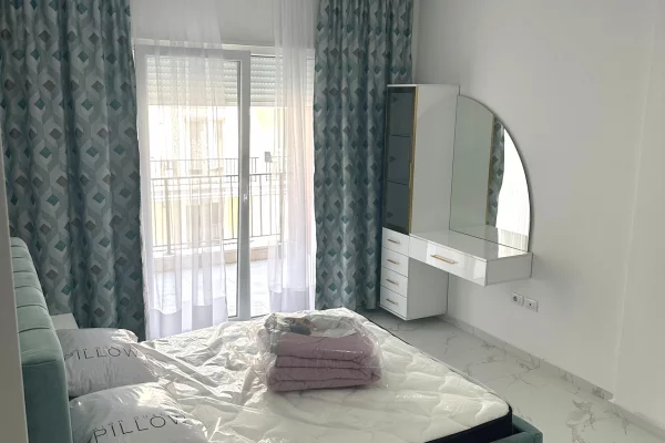 Appartamento in affitto a Tirana 2+1, Arredato