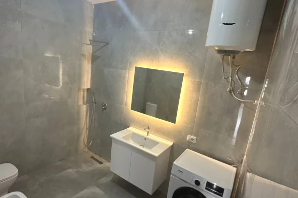 Appartamento in affitto a Tirana 2+1, Arredato