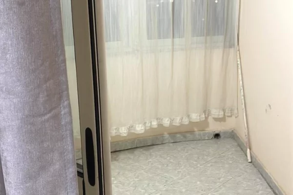 Shtepi ne shitje Apartament ne Tirane, 2+1, Mobilimi E mobiluar, Pagesa 16,000,000  Leke.