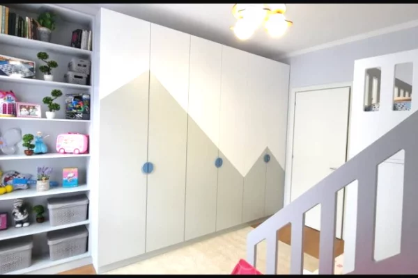 Shtepi ne shitje Apartament ne Tirane, 2+1, Mobilimi E mobiluar, Pagesa 213,000  Euro.
