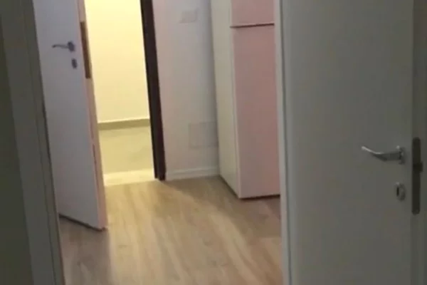 Shtepi me qera Apartament ne Tirane, 1+1, Mobilimi E mobiluar, Pagesa 38,000  Leke.