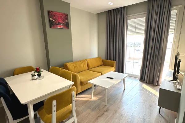 Appartamento in affitto a Tirana 1+1, Arredato