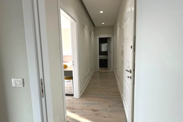 Appartamento in affitto a Tirana 1+1, Arredato