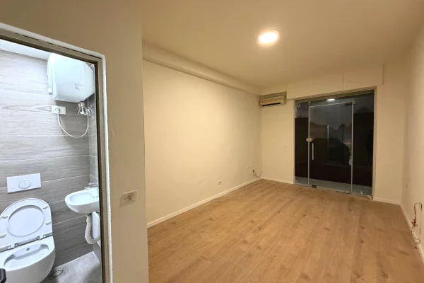 Jepet me qera Dyqan tek Sheshi Willson/40.000 leke/muaji