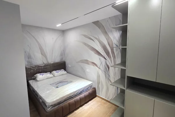 Shtepi ne shitje Apartament ne Tirane, 3+1, Mobilimi E mobiluar, Pagesa 255,000  Euro.