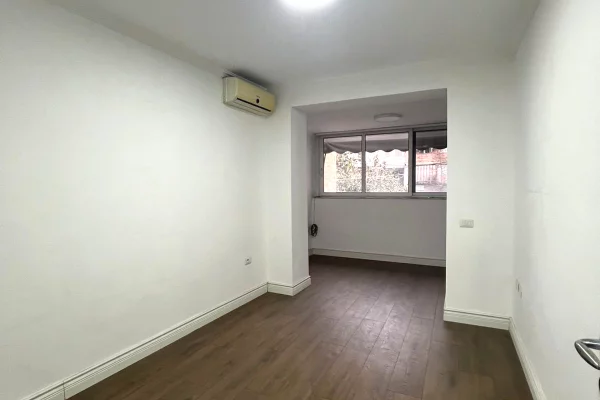 Casa in affitto 3+1 a Tirana - 1,100 Euro