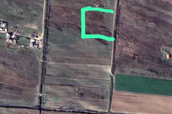 Shitet toke ne Durres Sektor Rinia