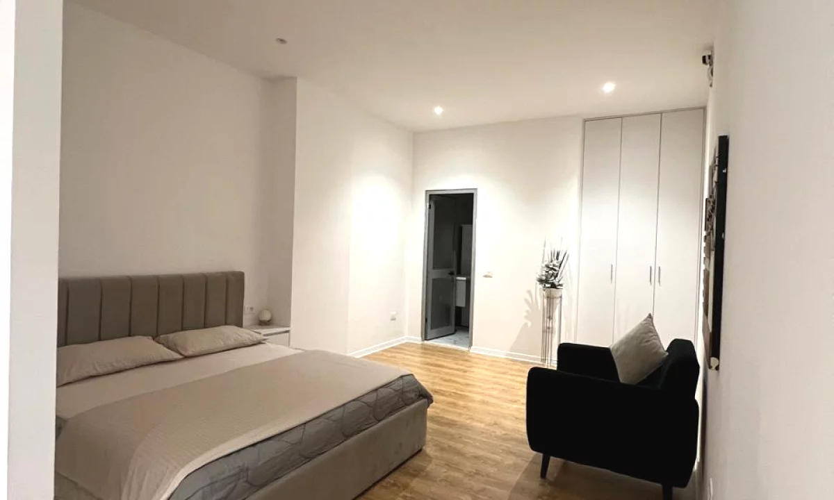 Appartamento in affitto a Tirana Garsoniere, Arredato