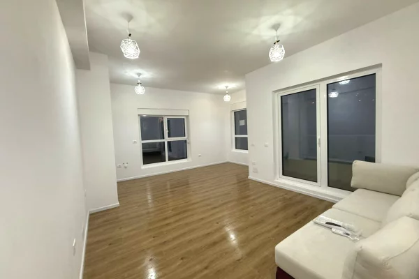 Jepet me qera ambient per zyre tek Kompleksi Kadiu