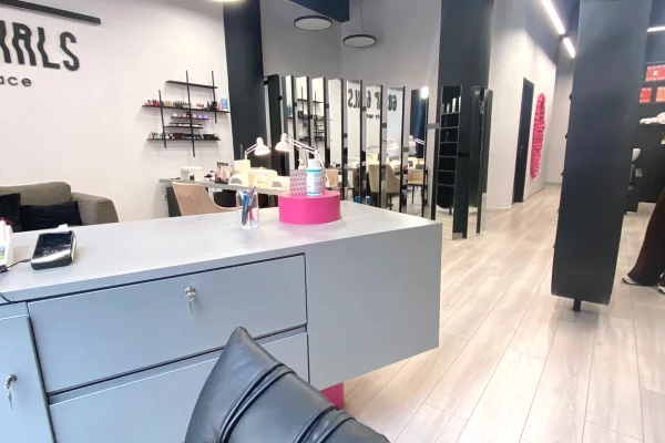 Business Property in Sale 3+1 in Tirana - 47,000 Euro