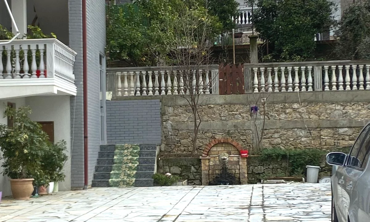 Appartamento in affitto a Tirana 2+1, Arredato