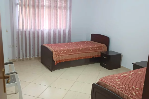 Appartamento in affitto a Tirana 3+1, Arredato