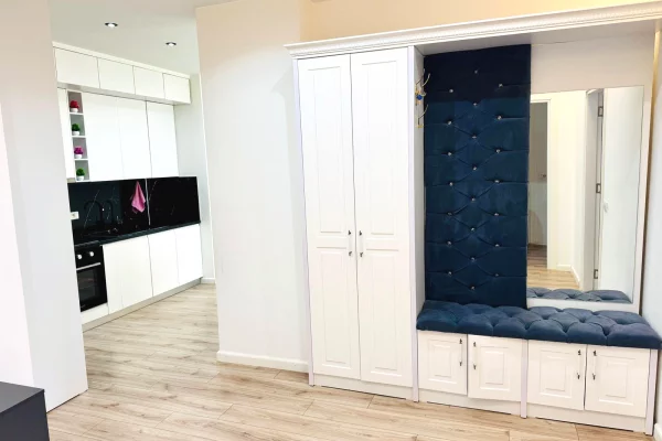 Appartamento in affitto a Tirana 2+1, Arredato