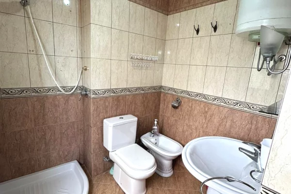 Appartamento in affitto a Tirana 1+1, Arredato