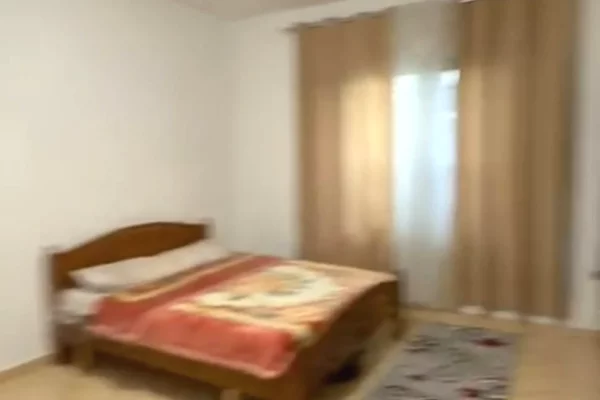 Shtepi ne shitje Shtepi Private ne Tirane, 3+1, Mobilimi E mobiluar, Pagesa 170,000  Euro.