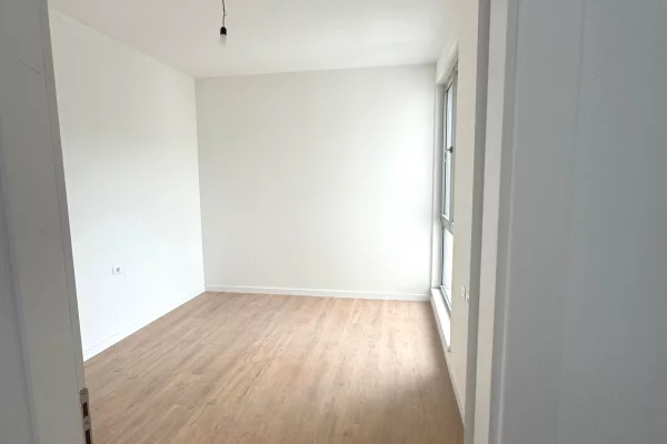 Shtepi me qera Vila Luksoze ne Tirane, 4+1, Mobilimi Bosh, pa mobiluar, Pagesa 2,000  Euro.