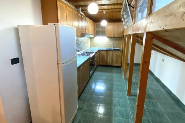 Shtepi me qera Apartament ne Tirane, 2+1, Mobilimi E mobiluar, Pagesa 400  Euro.