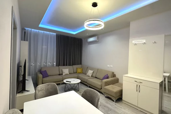 Shtepi me qera Apartament ne Tirane, 1+1, Mobilimi E mobiluar, Pagesa 600  Euro.
