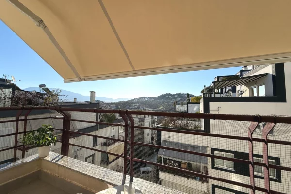 Shtepi ne shitje Apartament ne Tirane, 2+1, Mobilimi E mobiluar, Pagesa 278,000  Euro.