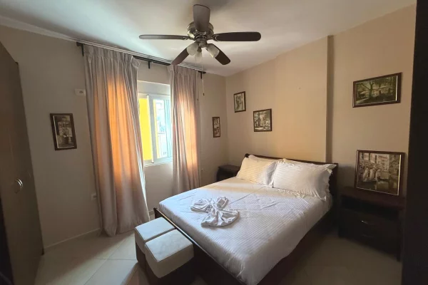 Shtepi ne shitje Apartament ne Sarande, 2+1, Mobilimi E mobiluar, Pagesa 180,000  Euro.