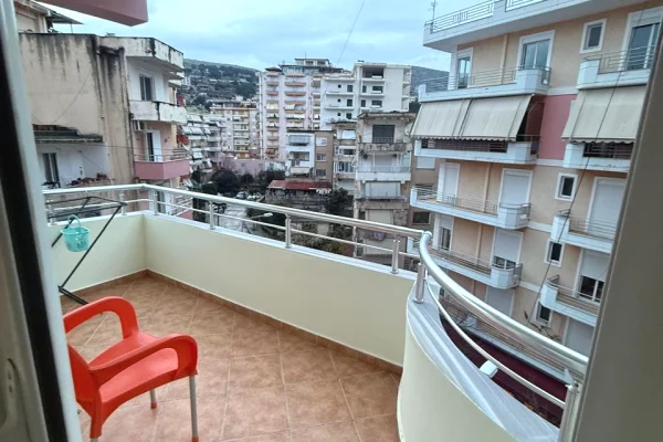 Shtepi ne shitje Apartament ne Sarande, 2+1, Mobilimi E mobiluar, Pagesa 180,000  Euro.