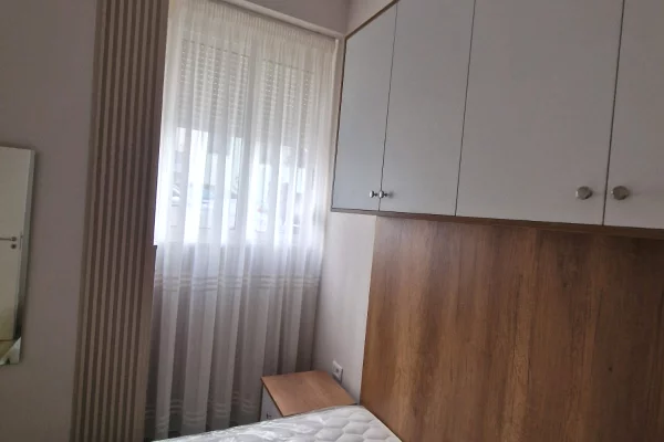 Jepet me qera apartament 1+1 tek Kodra e Diellit