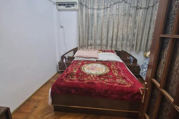 Shtepi me qera Apartament ne Tirane, 3+1, Mobilimi E mobiluar, Pagesa 1,100  Euro.