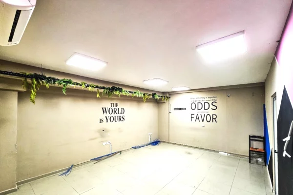 Jepet me qera ambient komercial te rruga e Dibres.