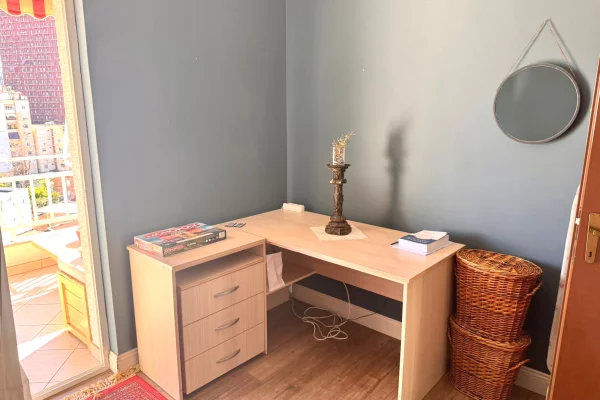 Shtepi me qera 2+1 ne Tirane - 75,000 Leke