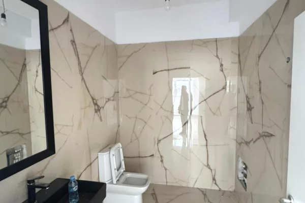 Jepet me qera ambient tek Rezidenca Mangalem 21