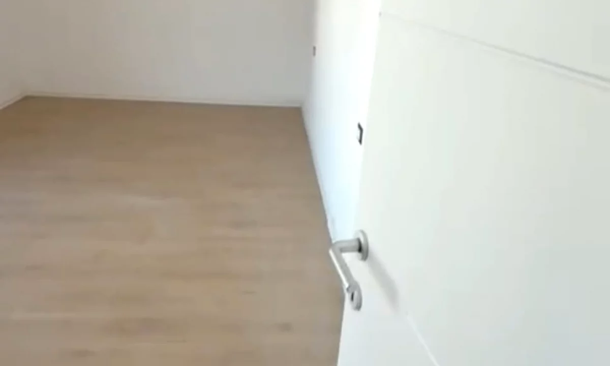 Shtepi me qera Apartament ne Tirane, 1+1, Mobilimi Bosh, pa mobiluar, Pagesa 50,000  Euro.