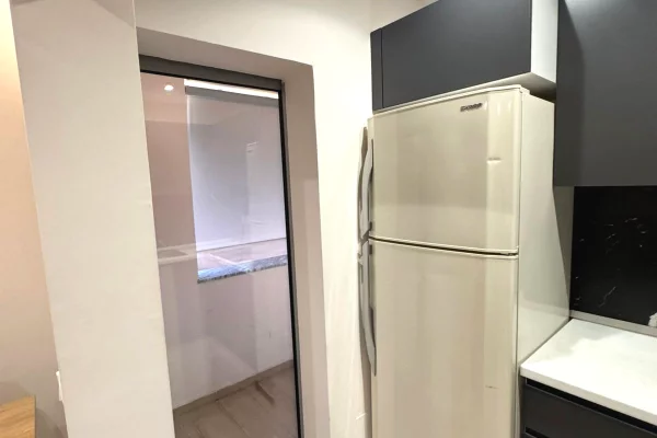 Shtepi me qera Apartament ne Tirane, 2+1, Mobilimi E mobiluar, Pagesa 55,000  Leke.