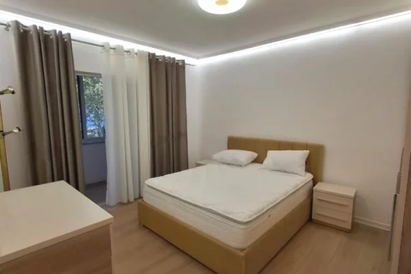 Appartamento in affitto a Tirana 1+1, Arredato