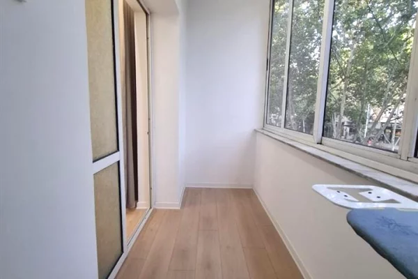 Appartamento in affitto a Tirana 1+1, Arredato