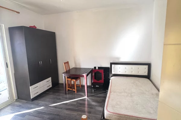 Appartamento in affitto a Tirana 2+1, Arredato