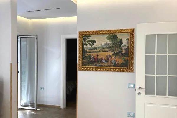 Shtepi me qera Apartament ne Tirane, 1+1, Mobilimi E mobiluar, Pagesa 650  Euro.